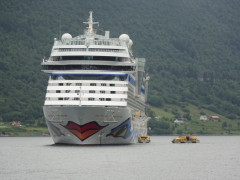 Tender zum Schiff, Andalsnes