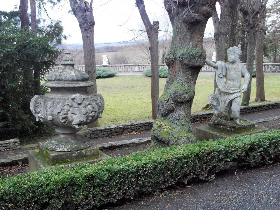 23 Roseburg Park