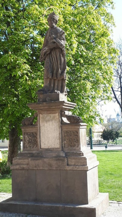 Plzeň < Nepomuk