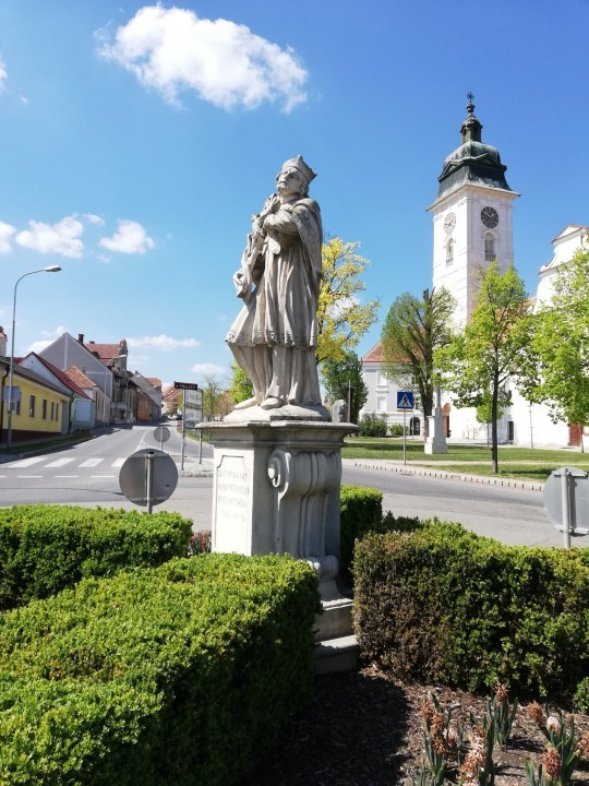 Retz < Nepomuk