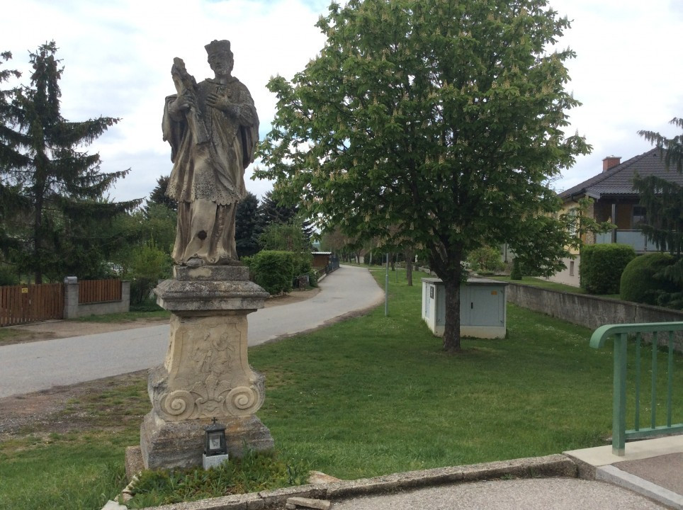 Roseldorf < Nepomuk