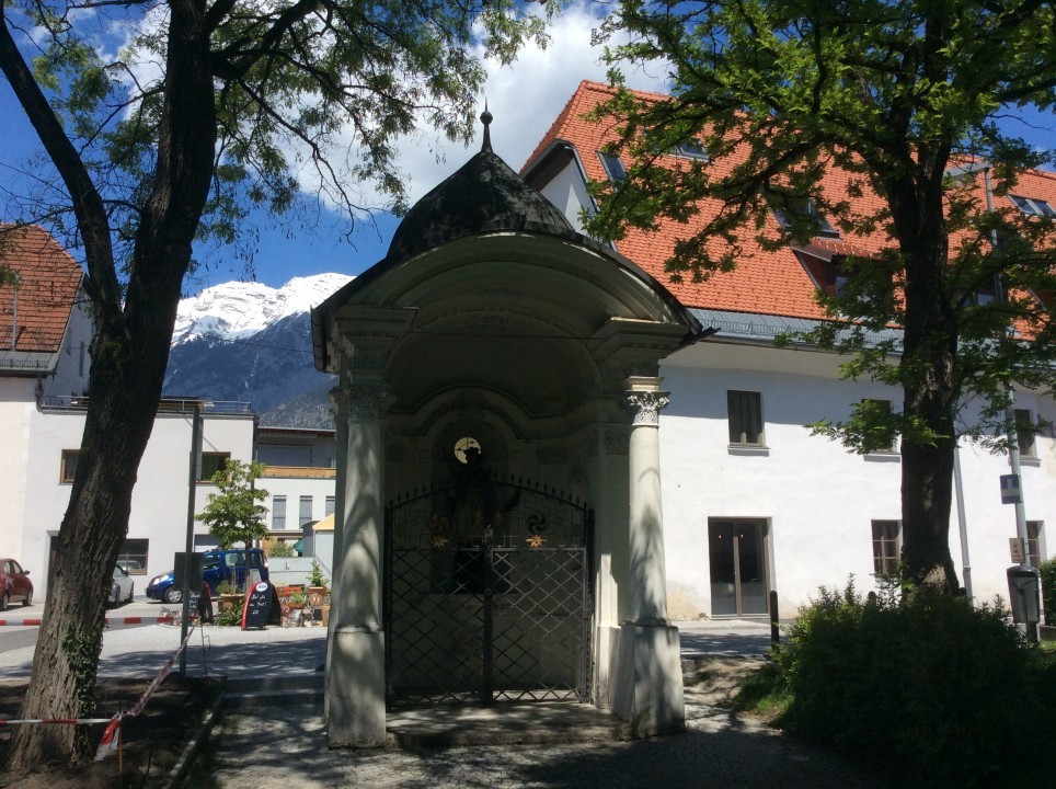 Hall in Tirol < Nepomuk