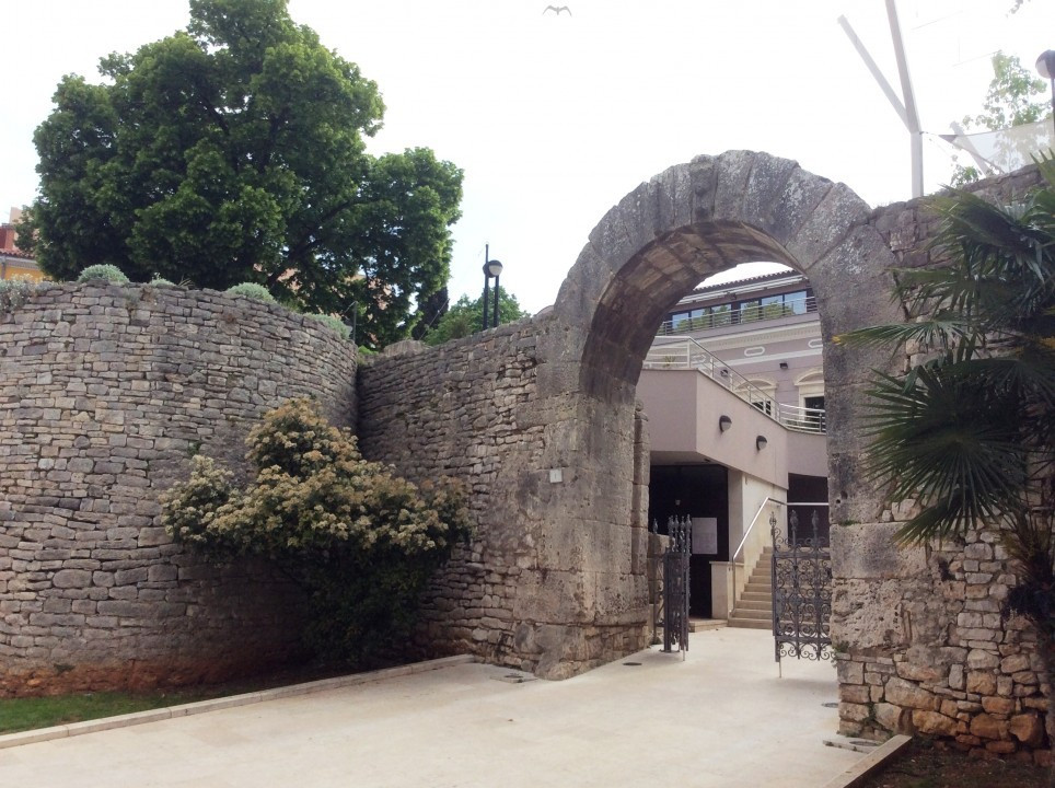 Pula