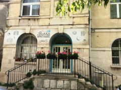 Plomin