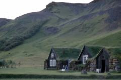 Süden:  Skogar, Museum  Glaumbaer