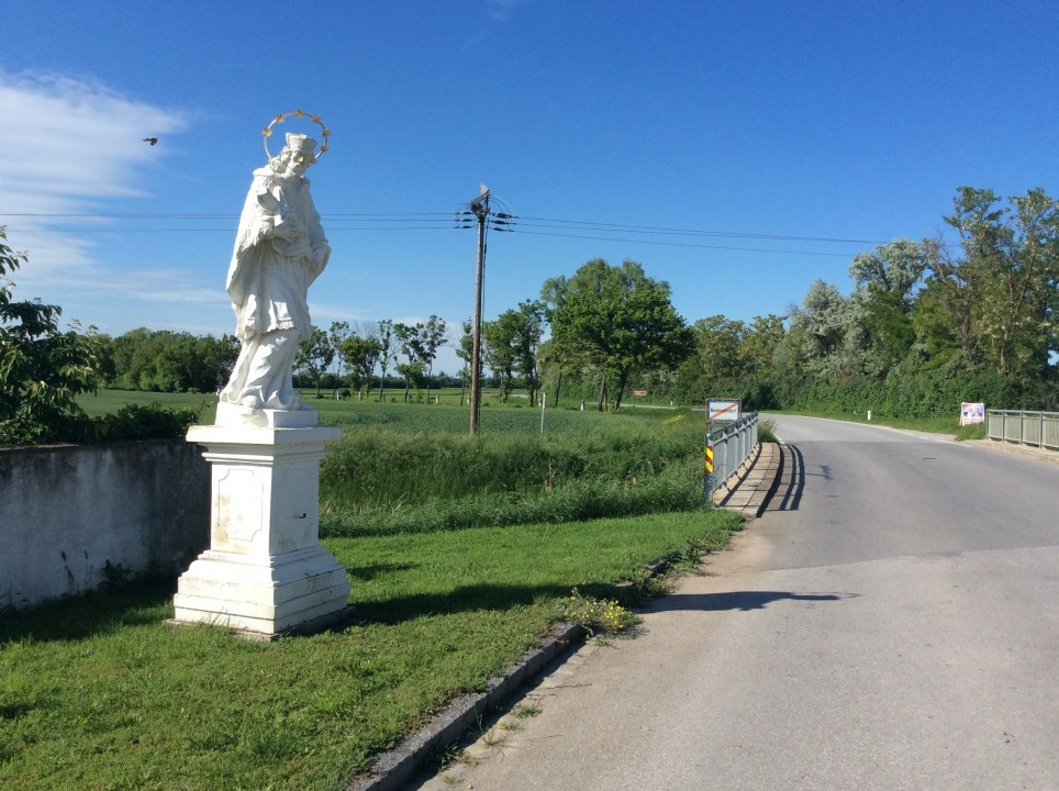 Niederabsdorf < Nepomuk