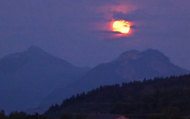 Vollmond 21:57 am 17.6.2019