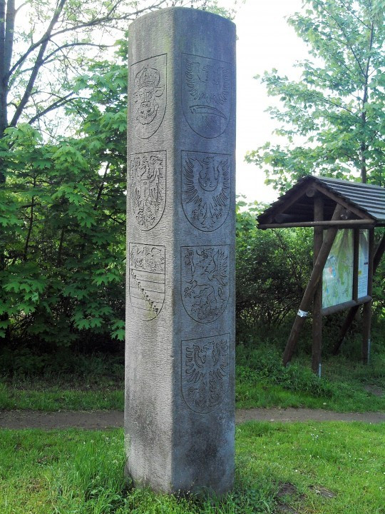 15 Magdeburger Warte Helmstedt Stele