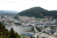 Blick auf Bergen