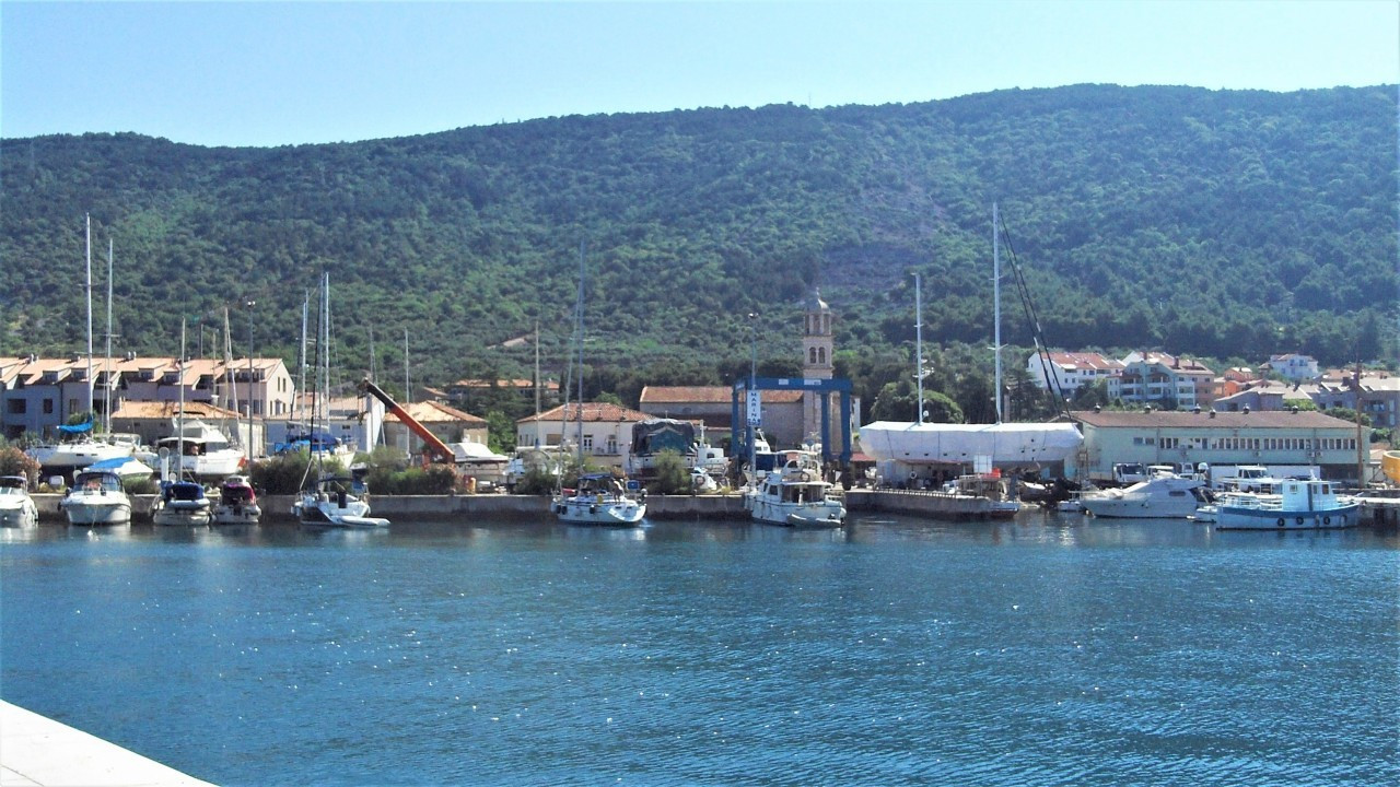 23 Cres Stadt