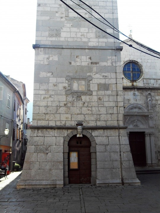 51 Cres Stadt