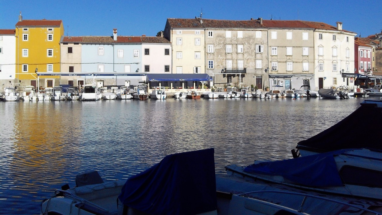 66 Cres Stadt