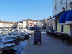 68 Cres Stadt
