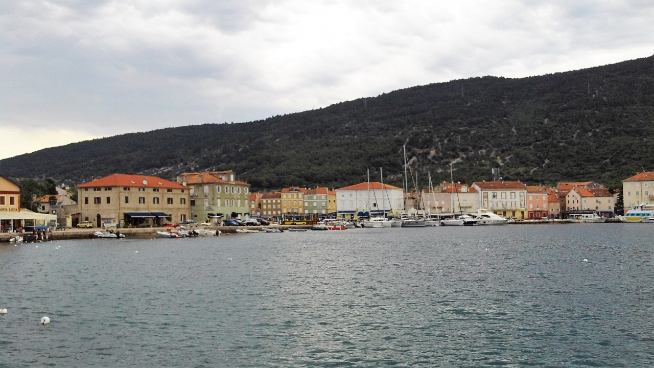 88 Cres Stadt