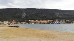 98 Cres Stadt