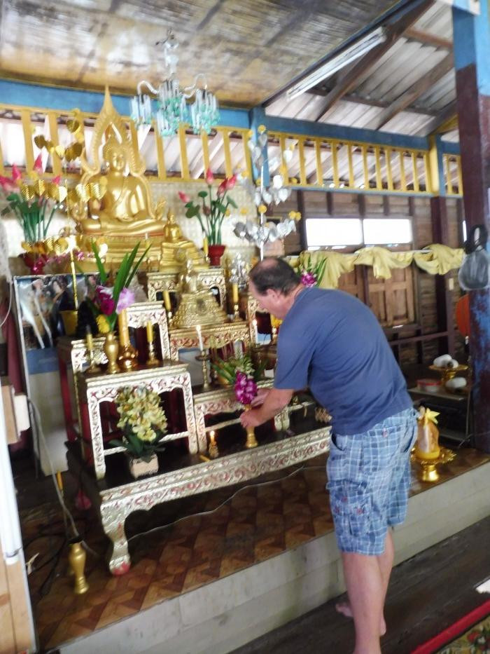 Klong Son Tempelzeremonie Buddha Day