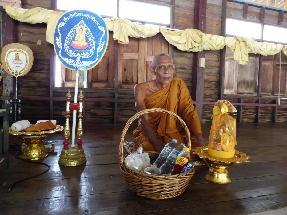 Klong Son Tempelzeremonie Buddha Day