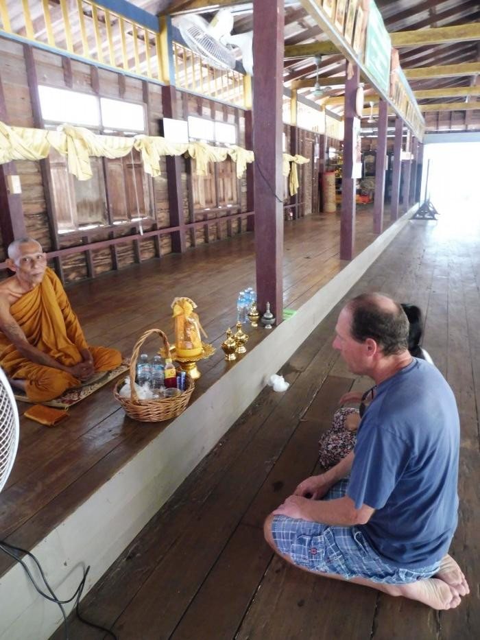 Klong Son Tempelzeremonie Buddha Day