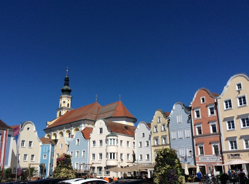Schärding < Nepomuk