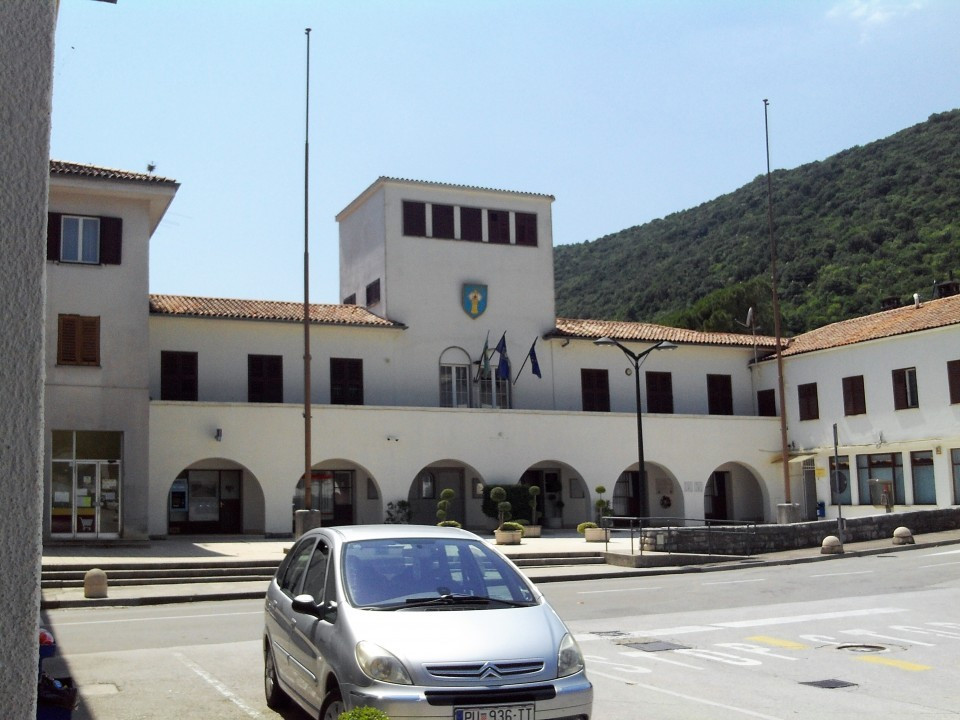 14 Rasa Hauptplatz