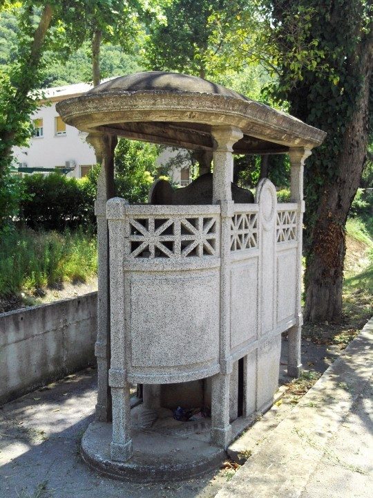 32 Rasa Pissoir