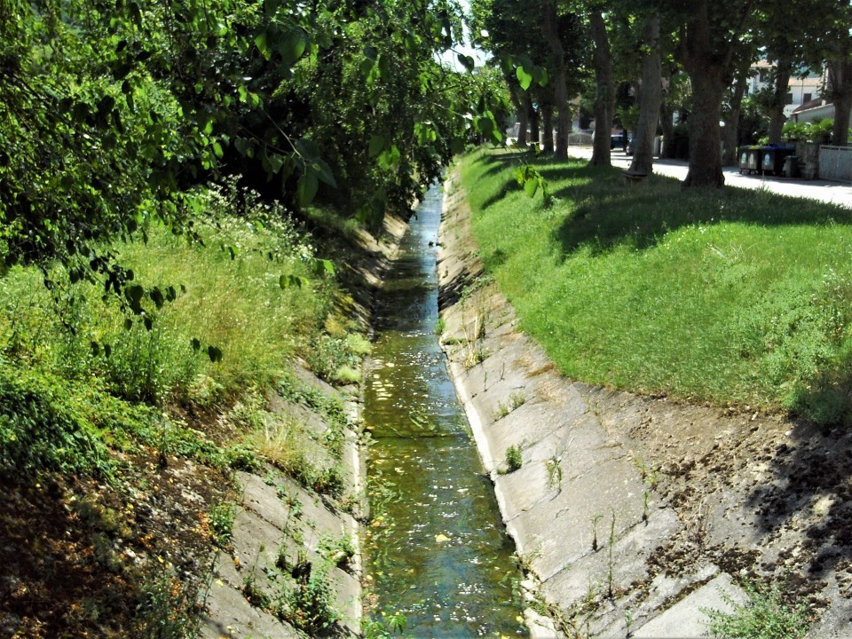 33 Rasa Graben