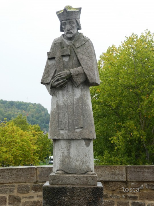 Nepomuk - Alte Mainbrücke in Ochsenfurt