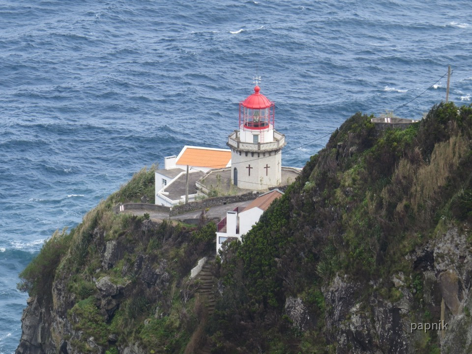Der Bekannteste Farol da Ponta do Arnel