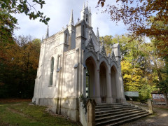 Sisi Kapelle am Himmel