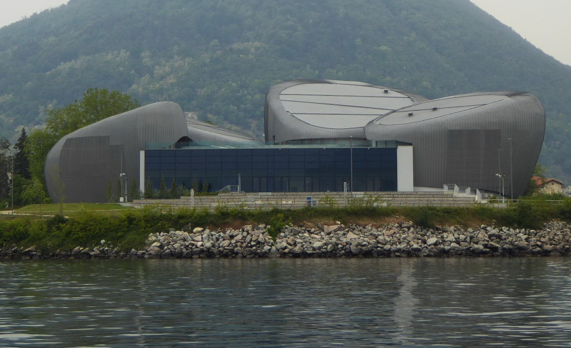 I 1679 Piemont > VERBANIA > neues Kulturzentrum und Theater
