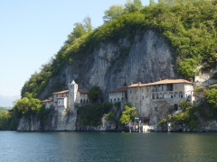 Lago Maggiore Kloster Santa Caterina del Sasso