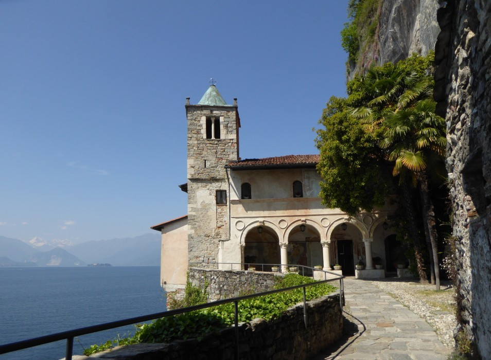 Lago Maggiore Kloster Santa Caterina del Sasso