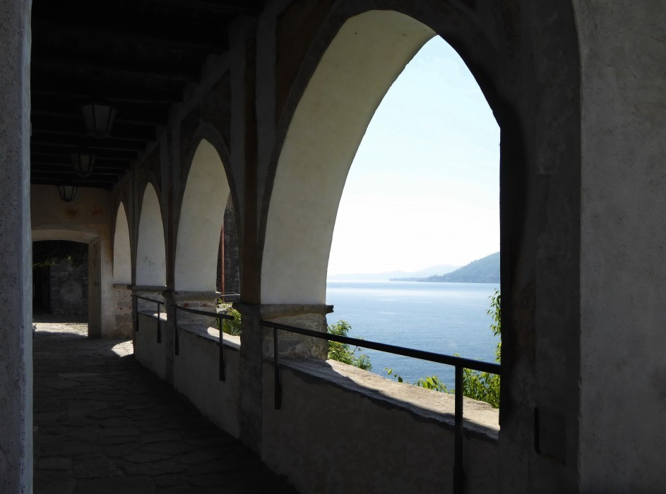 Lago Maggiore Kloster Santa Caterina del Sasso