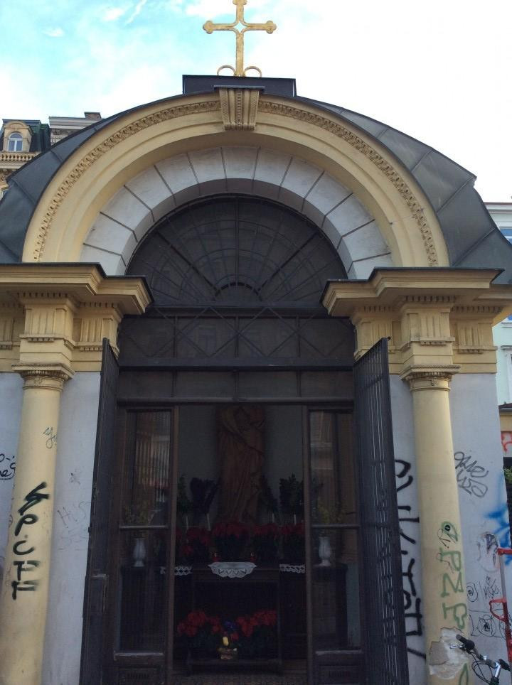 Naschmarktkapelle < Nepomuk