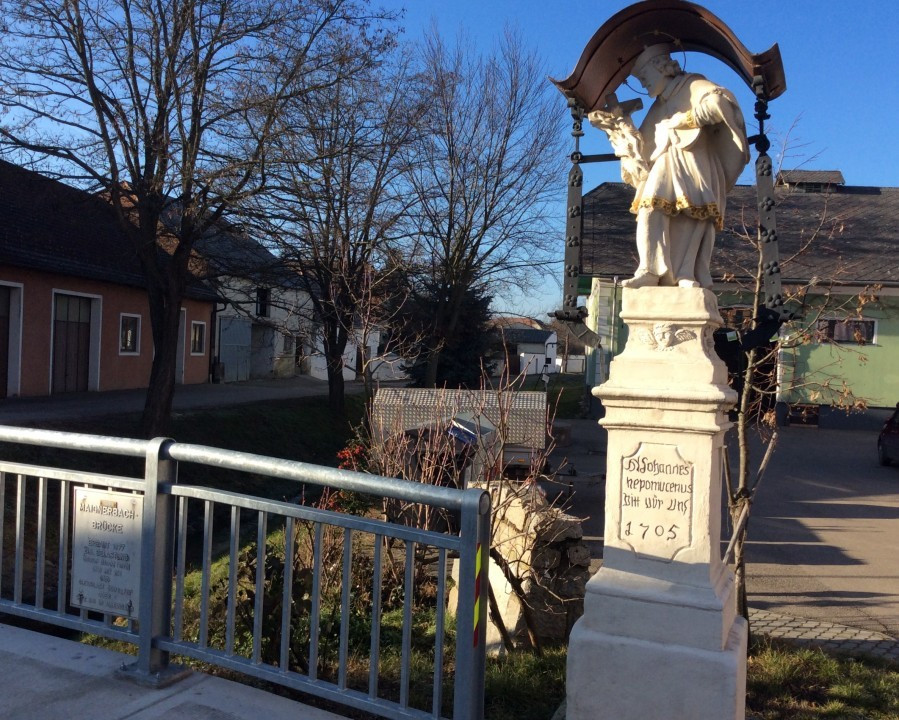 Röschitz < Nepomuk