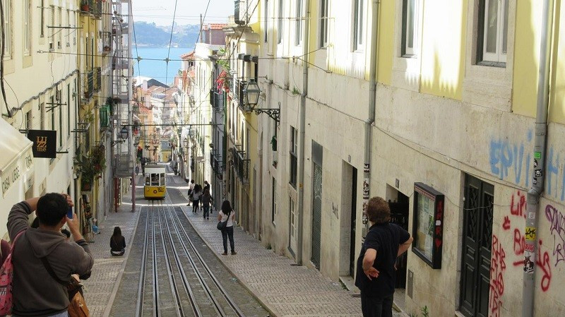 Lisboa_Tram28_1