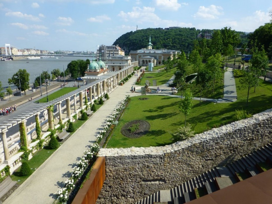 Budapest, Burgbasar