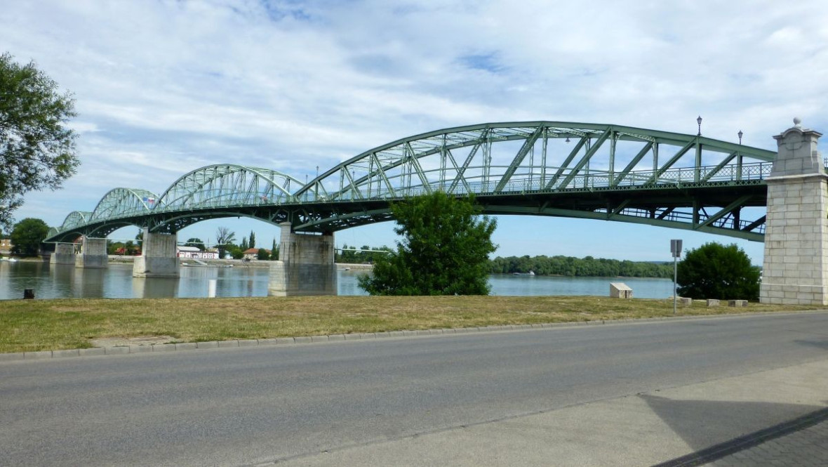 Esztergom, Marie Valerie Brücke