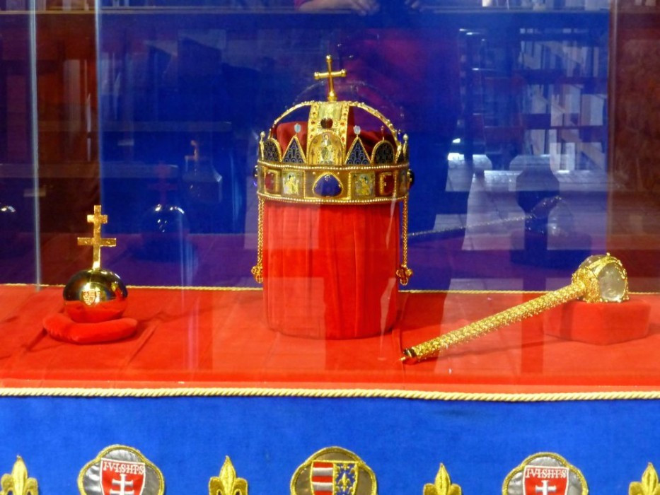 Visegrád, Burg, Kopie der Krönungsinsignien