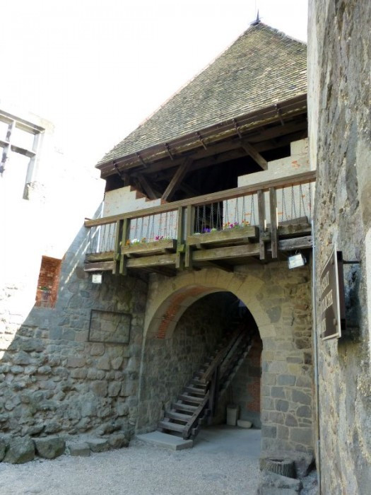 Visegrád, Burg, innerer Torturm vom Burghof aus