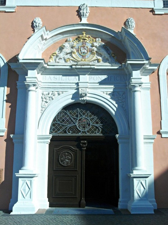 12 Prüm