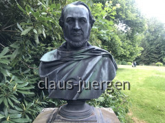 Grünes und Blühendes