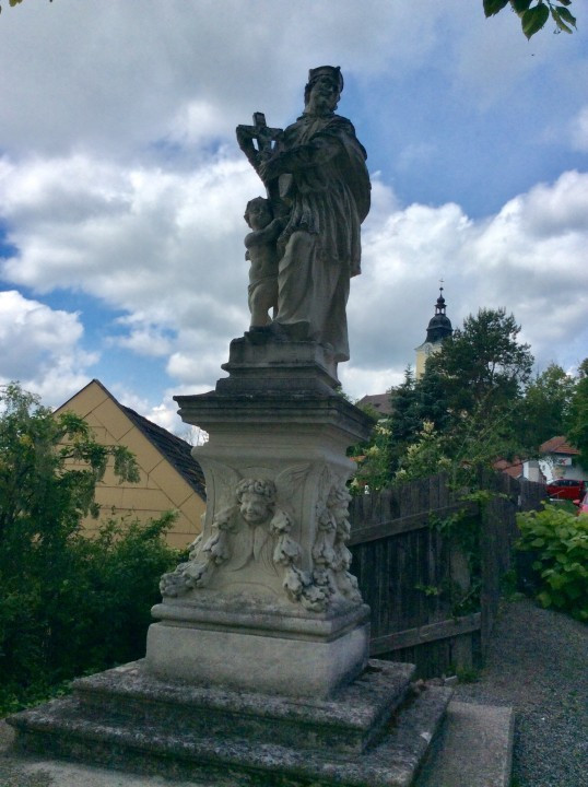 Weitersfeld < Nepomuk