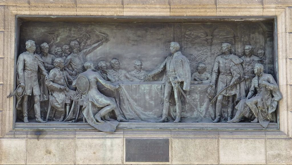 Akademie der Wissenschaften, Relief an der Ostwand