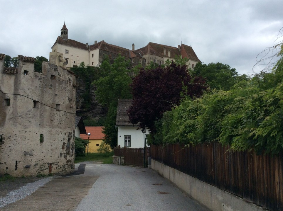 Raabs an der Thaya < Nepomuk