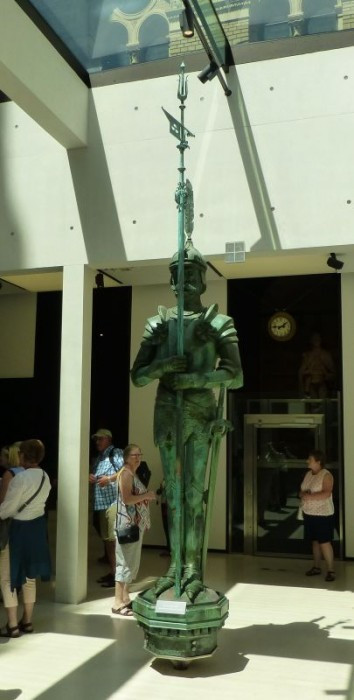 Budapest, Parlament, alte Turmfigur
