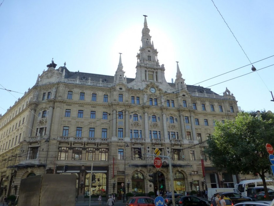 Budapest, Café New York, Gebäude