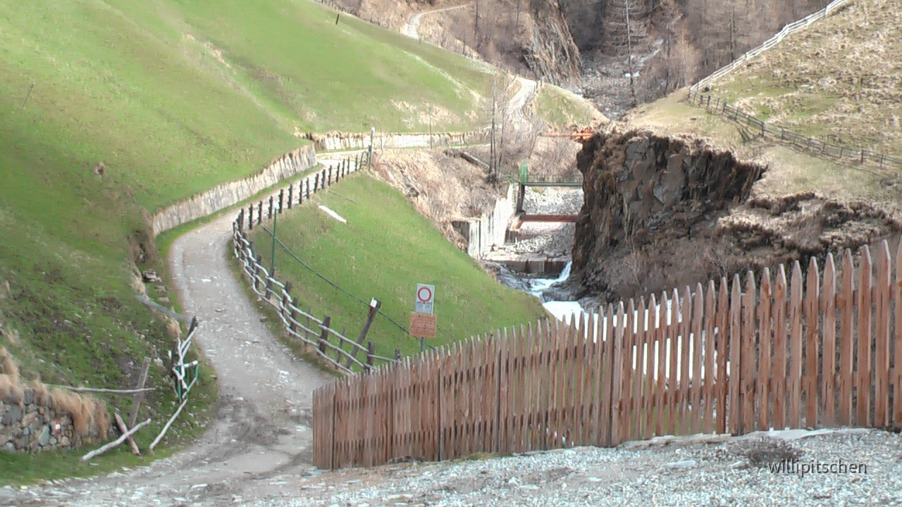 ?random=39832679&maxWidth=0&embedded=0&thumbnail=medium