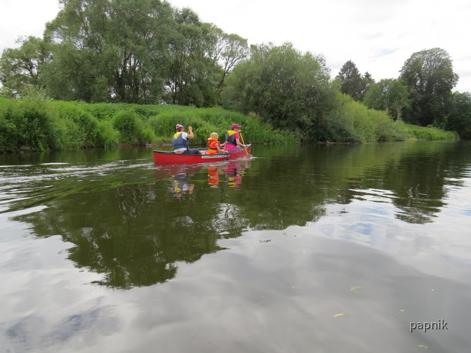 Taffe Mädels auf der Lahn