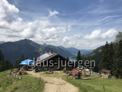 Vier Hütten Wanderung